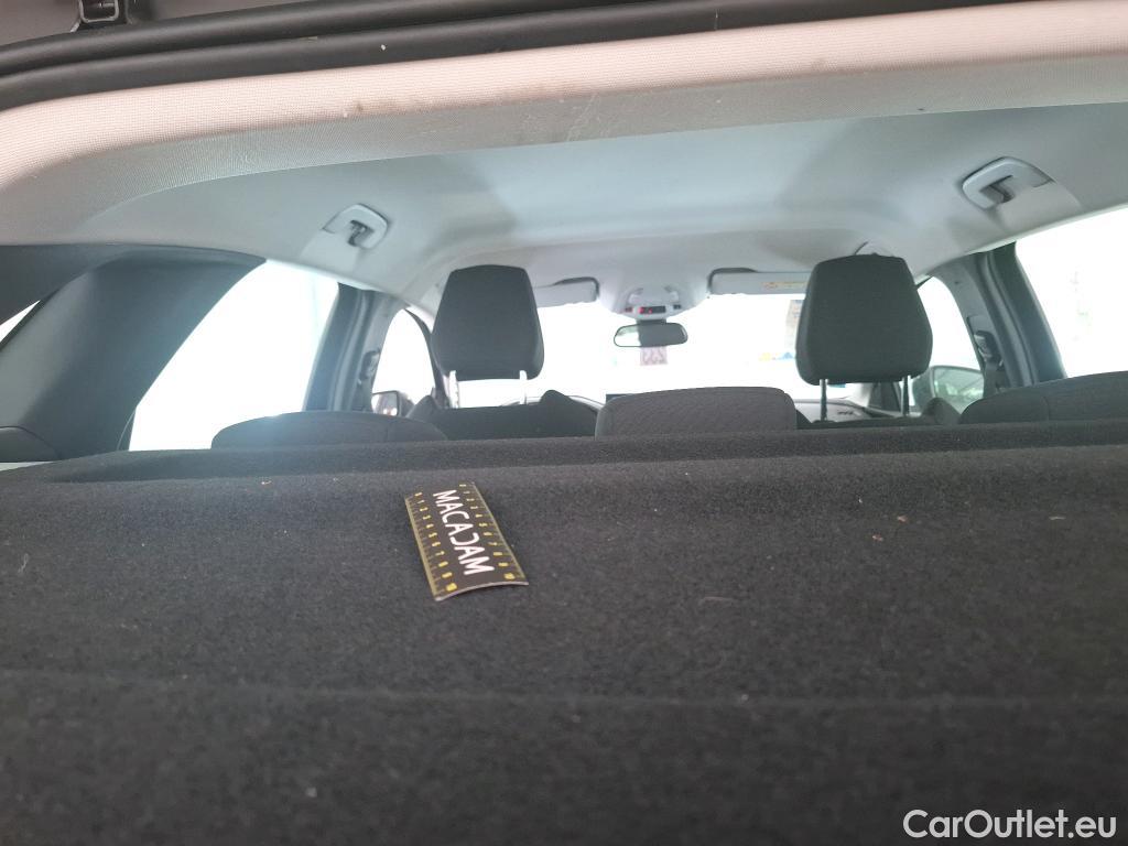  Peugeot  3008  Active Pack 1.5 HDi 130CV BVA8 E6d #44