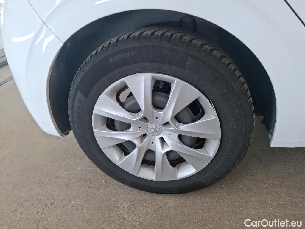  Peugeot  208  Affaire Pro 1.6 HDi 75CV BVM5 E6 #46