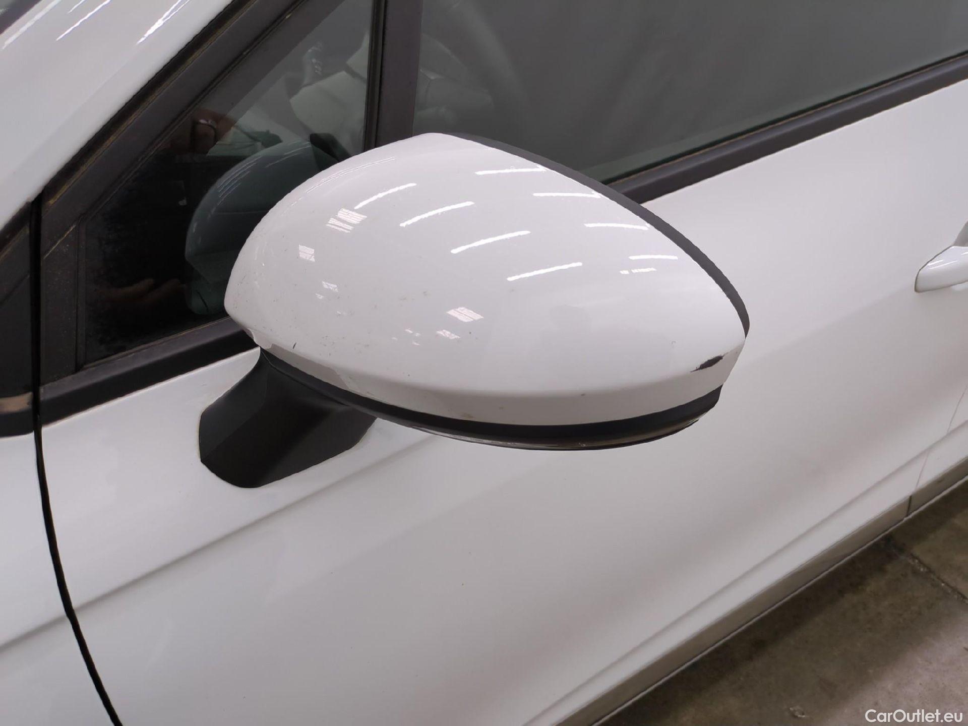  Renault  Clio  V Business 1.6 E-TECH Hybrid 140CV BVA6 E6d #7