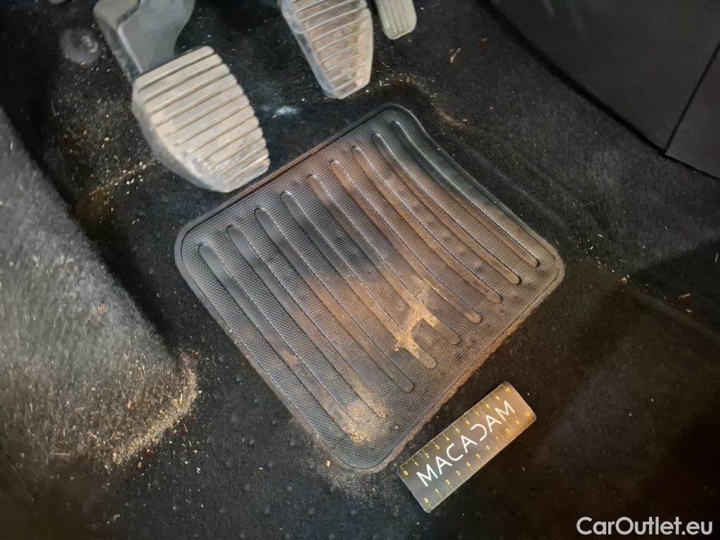  Peugeot  208  Affaire Pro 1.6 HDi 75CV BVM5 E6 #37