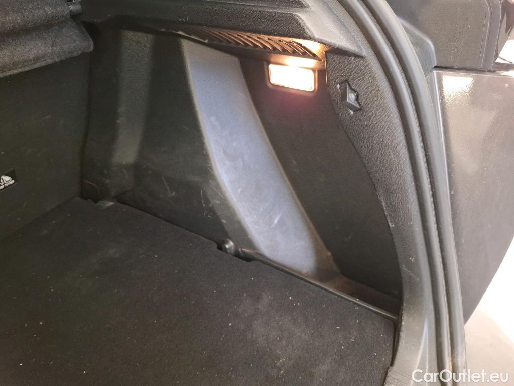  Peugeot  2008  Allure Pack 1.5 HDi 110CV BVM6 E6d #4