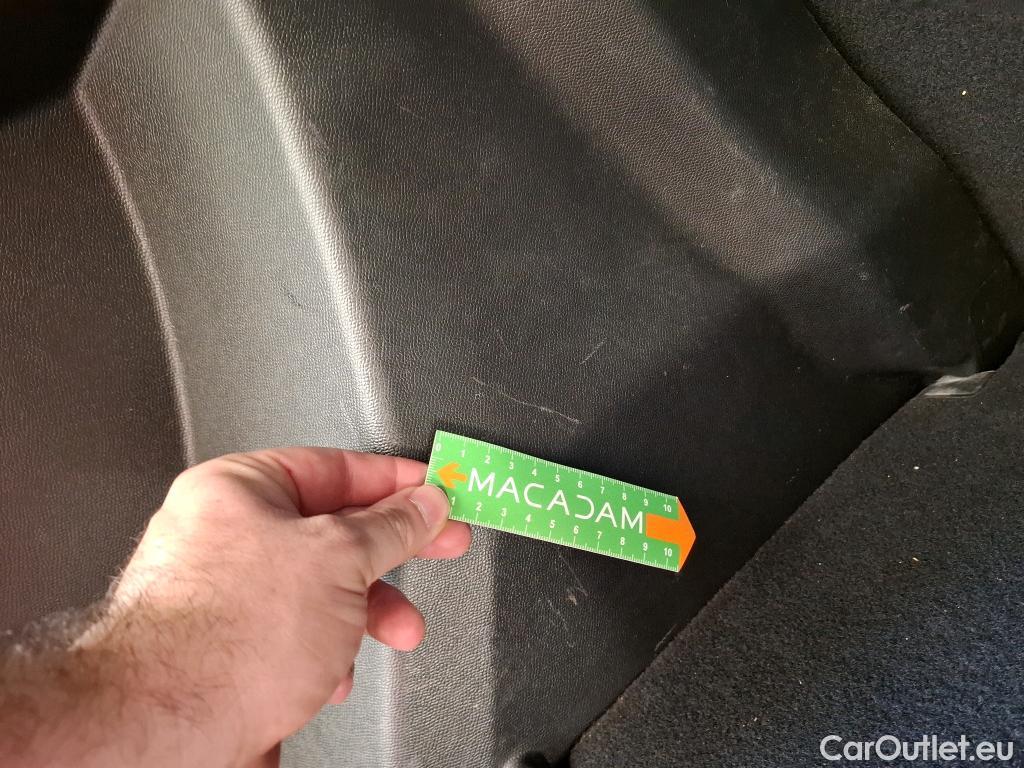  Peugeot  2008  Allure Pack 1.5 HDi 110CV BVM6 E6d #29