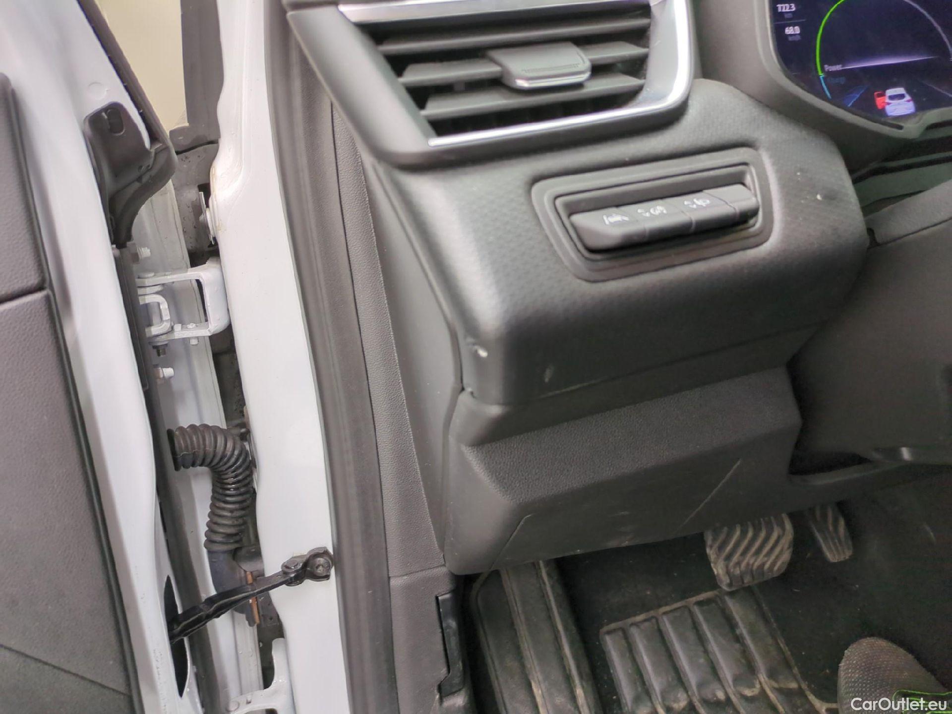  Renault  Clio  V Business 1.6 E-TECH Hybrid 140CV BVA6 E6d #17