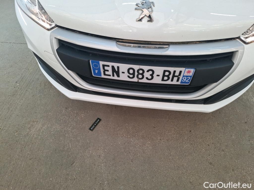 Peugeot  208  Affaire Pro 1.6 HDi 75CV BVM5 E6 #52