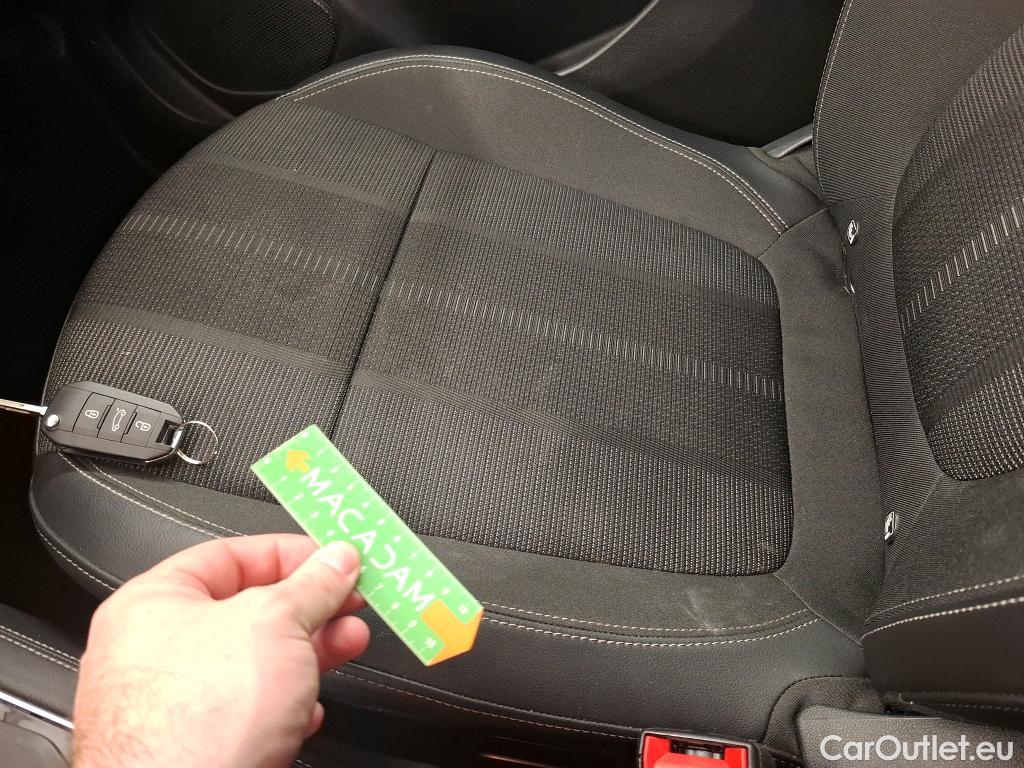  Opel   Grandland X Grandland X Business Elegance 1.5 130CV BVA8 6E #13