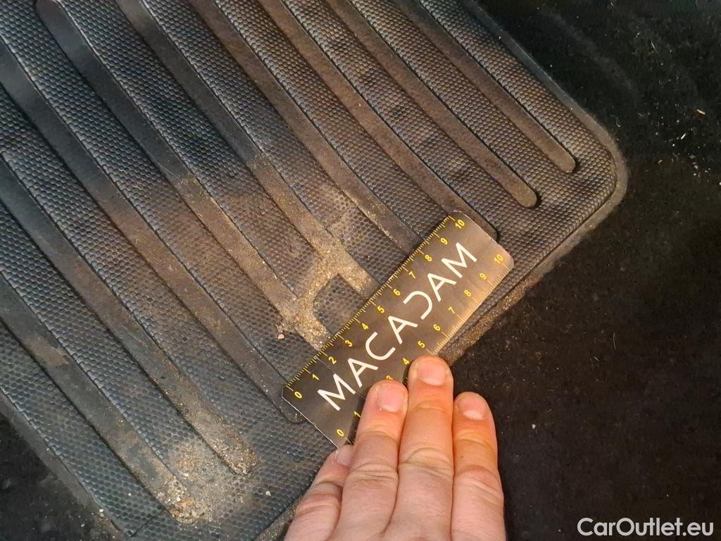  Peugeot  208  Affaire Pro 1.6 HDi 75CV BVM5 E6 #38