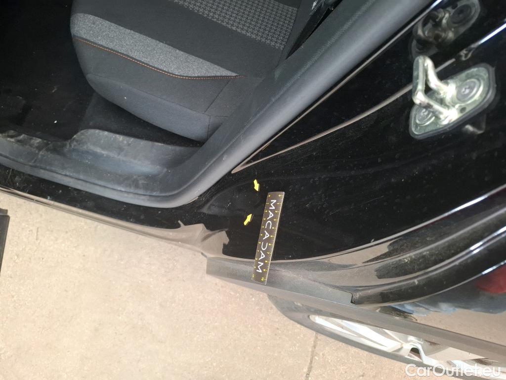  Peugeot  3008  Active Pack 1.5 HDi 130CV BVA8 E6d #52