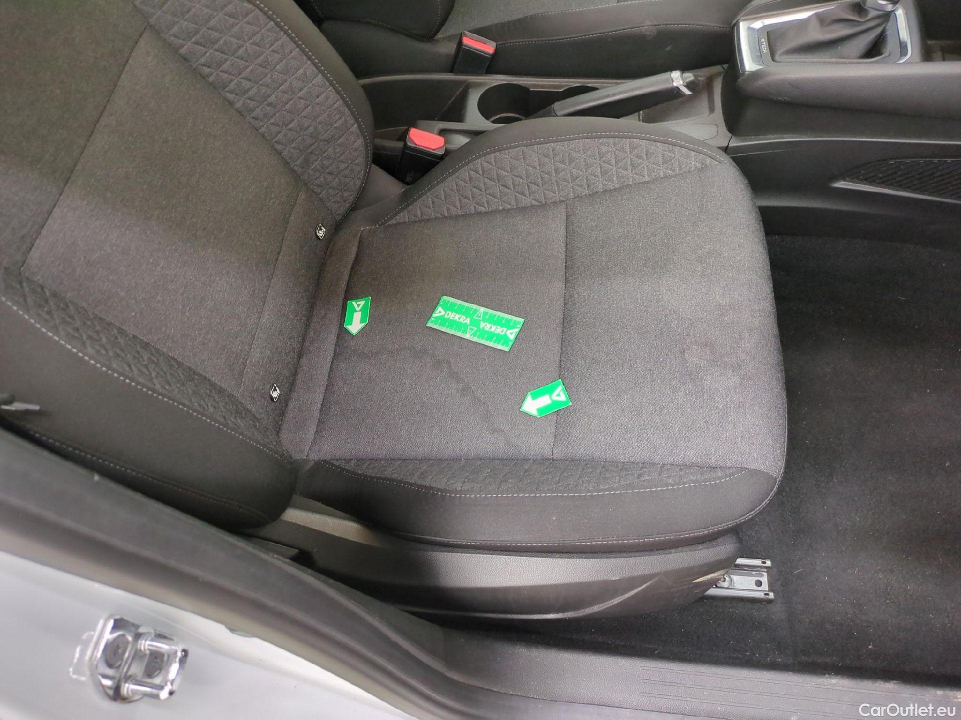  Renault  Clio  V Business 1.6 E-TECH Hybrid 140CV BVA6 E6d #1