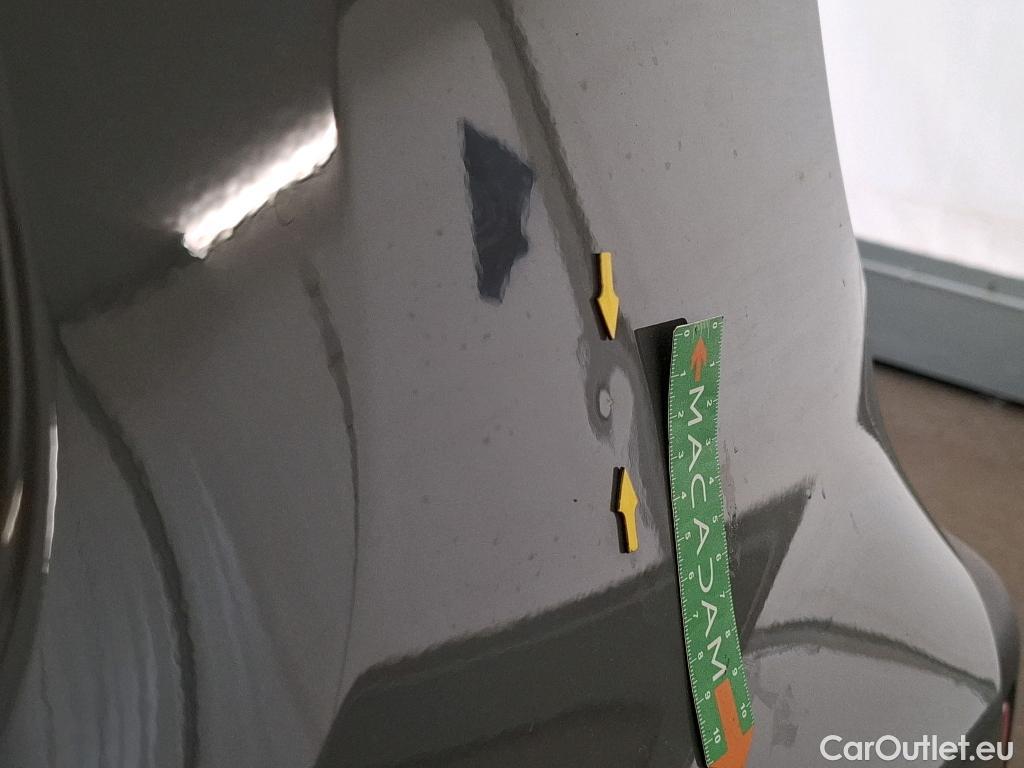  Jeep  Patriot Renegade / 2018 / 5P / SUV 1.3 TURBO T4 190PS 4XE LIMITED
 #37