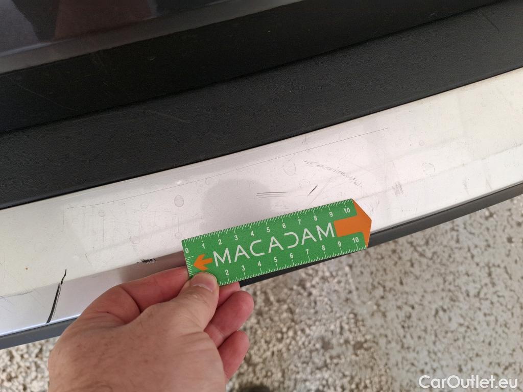  Peugeot  2008  Allure Pack 1.5 HDi 110CV BVM6 E6d #18