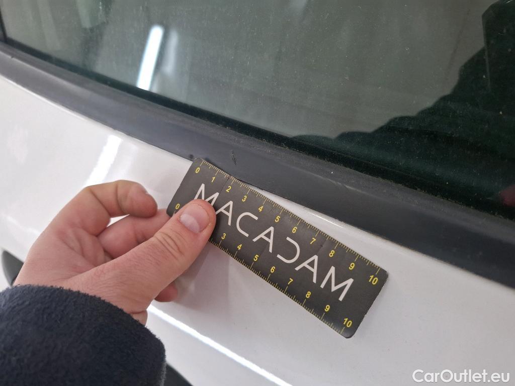  Peugeot  208  Affaire Pro 1.6 HDi 75CV BVM5 E6 #36