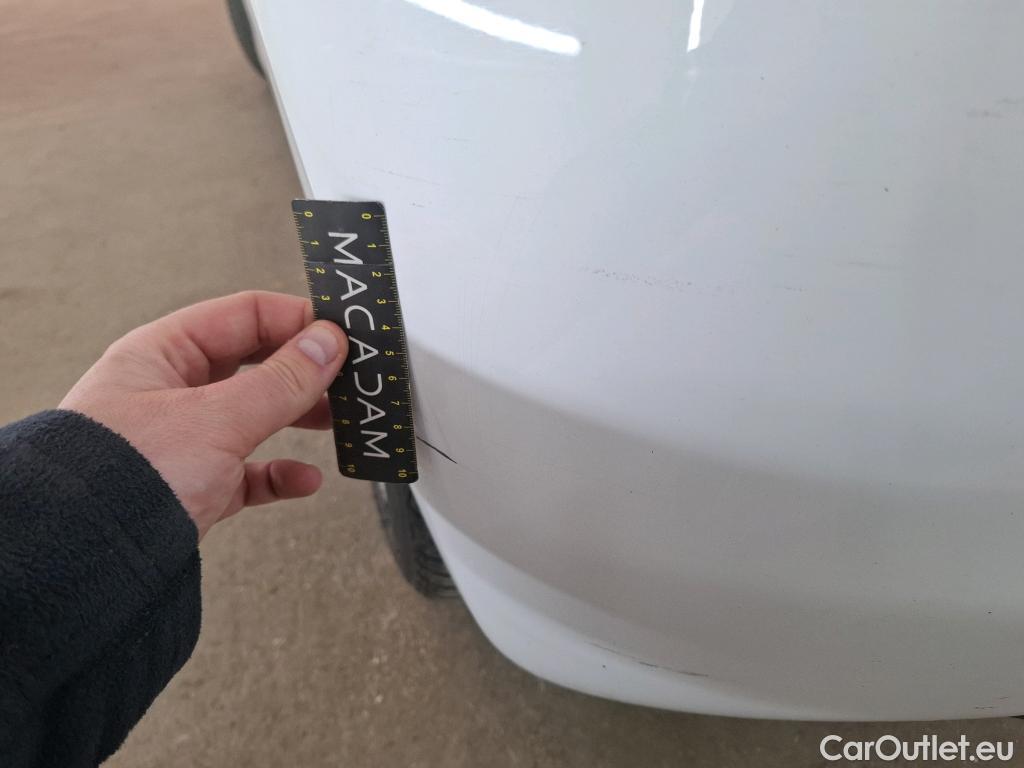  Peugeot  208  Affaire Pro 1.6 HDi 75CV BVM5 E6 #17