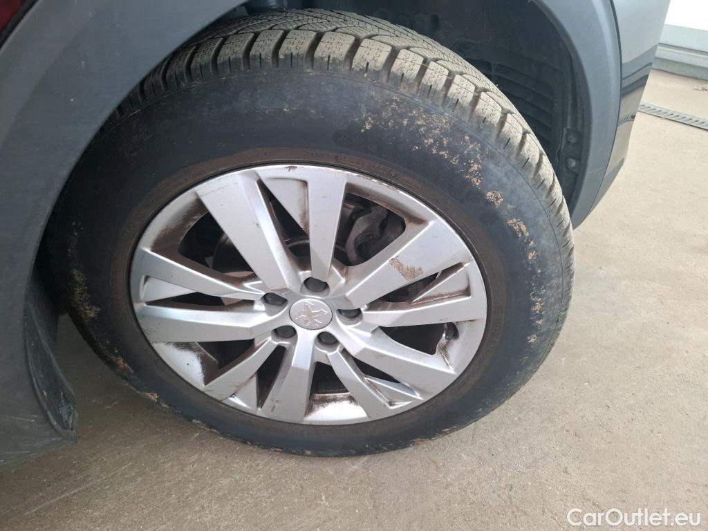  Peugeot  3008  Active Pack 1.5 HDi 130CV BVA8 E6d #28