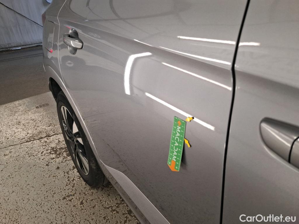  Opel   Grandland X Grandland X Business Elegance 1.5 130CV BVA8 6E #9