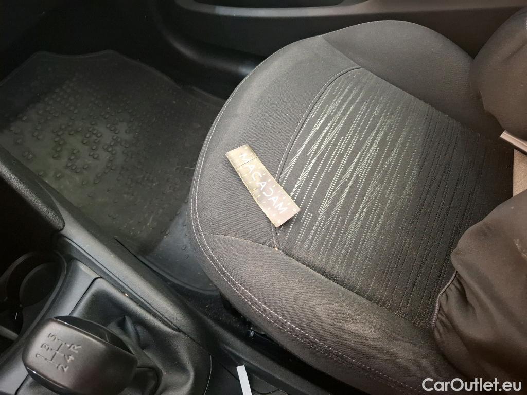  Peugeot  208  Affaire Pro 1.6 HDi 75CV BVM5 E6 #54