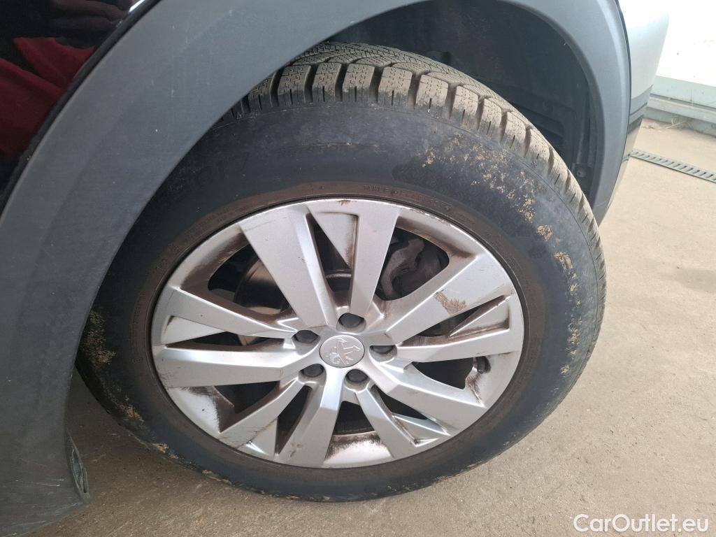  Peugeot  3008  Active Pack 1.5 HDi 130CV BVA8 E6d #29