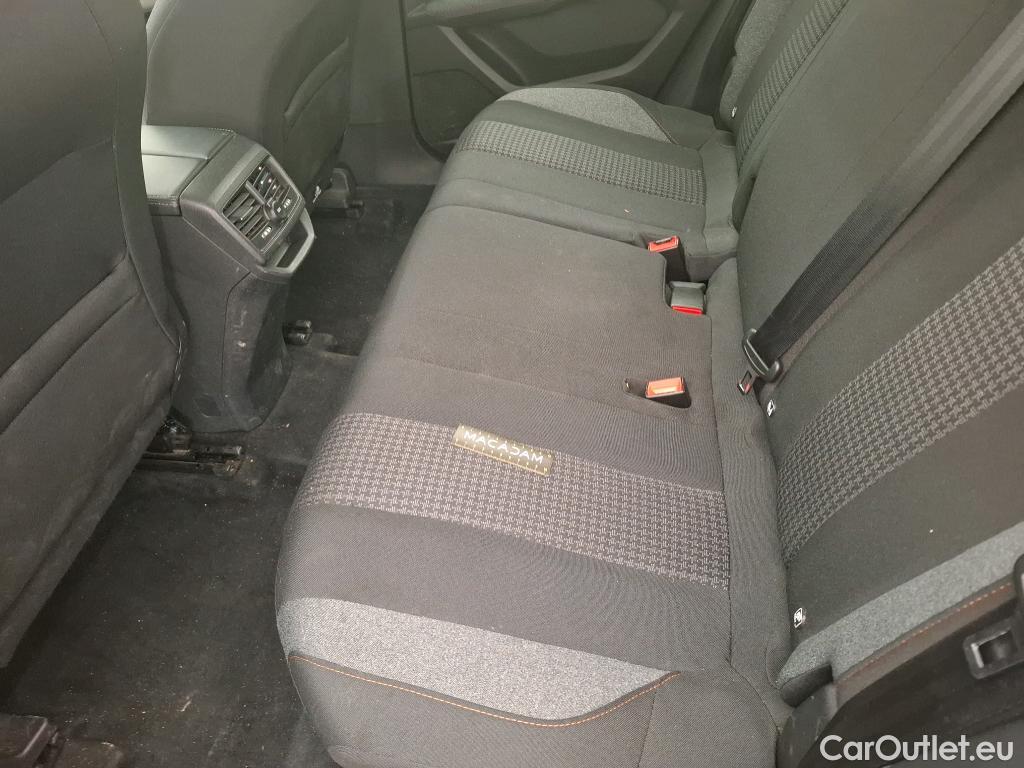  Peugeot  3008  Active Pack 1.5 HDi 130CV BVA8 E6d #58