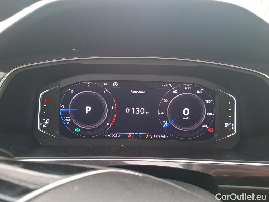  Volkswagen  Tiguan VOLKSWAGEN  5p SUV 2.0 TDI 150 DSG7 Carat Exclusive #32