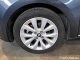  Renault  Clio RENAULT  / 2019 / 5P / BERLINA 1.6 HYBRID E-TECH 103KW INTENS #61