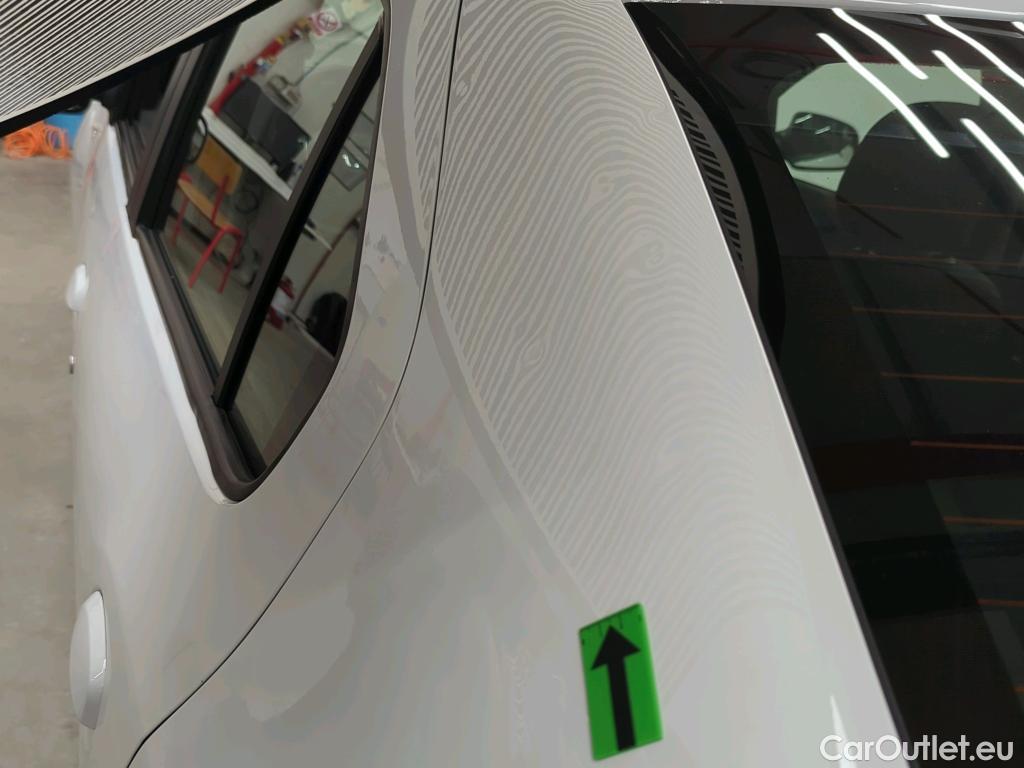  Dacia  Logan 0.9 TCe 90CP Laureate_Groupama #22