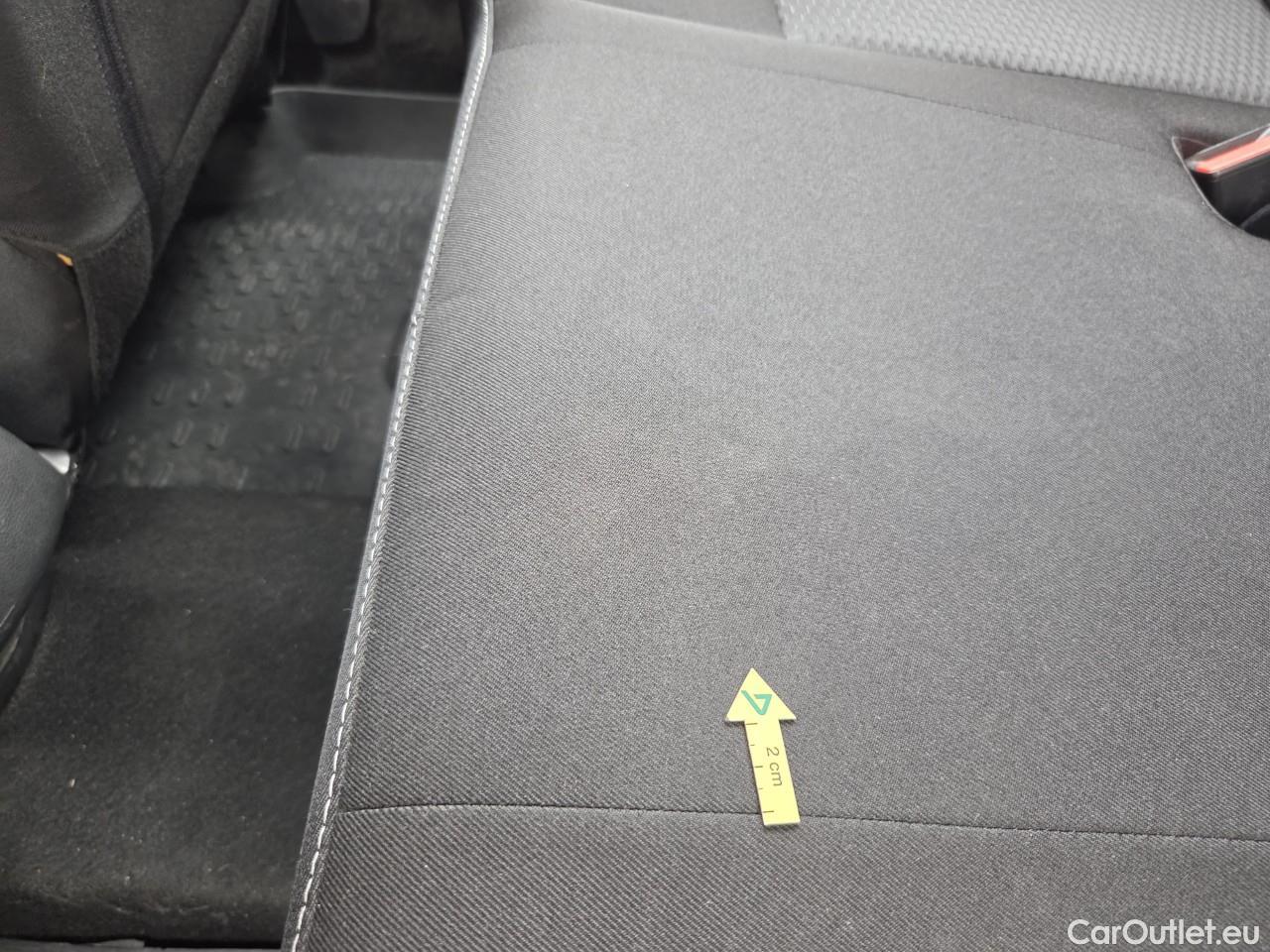  Dacia  Duster 1.5 Blue dCi 115CP Comfort 4WD #55