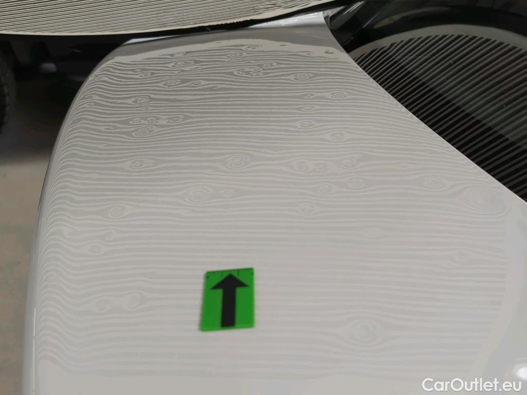  Dacia  Logan 0.9 TCe 90CP Laureate_Groupama #8