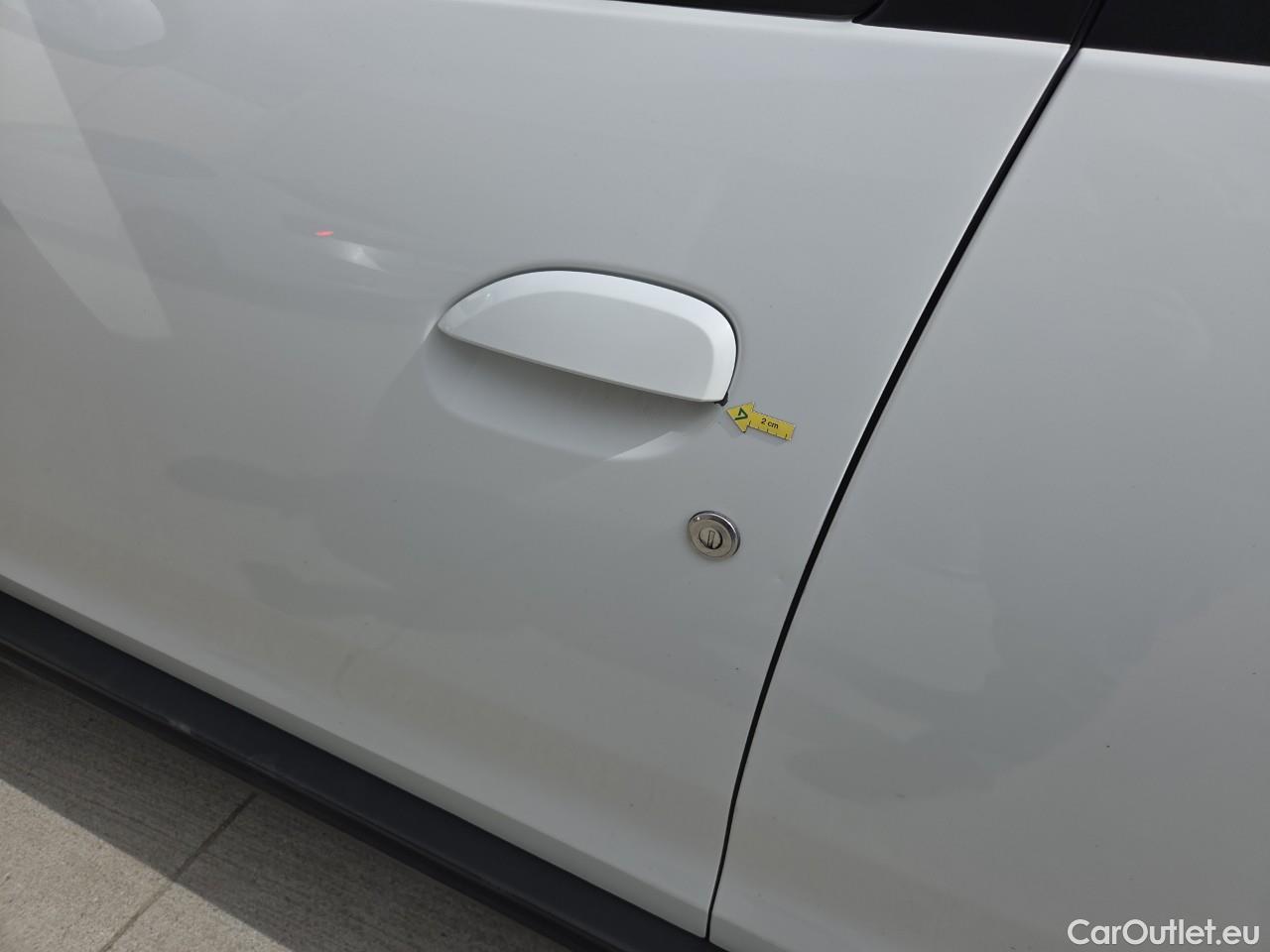  Dacia  Duster 1.5 Blue dCi 115CP Comfort 4WD #4