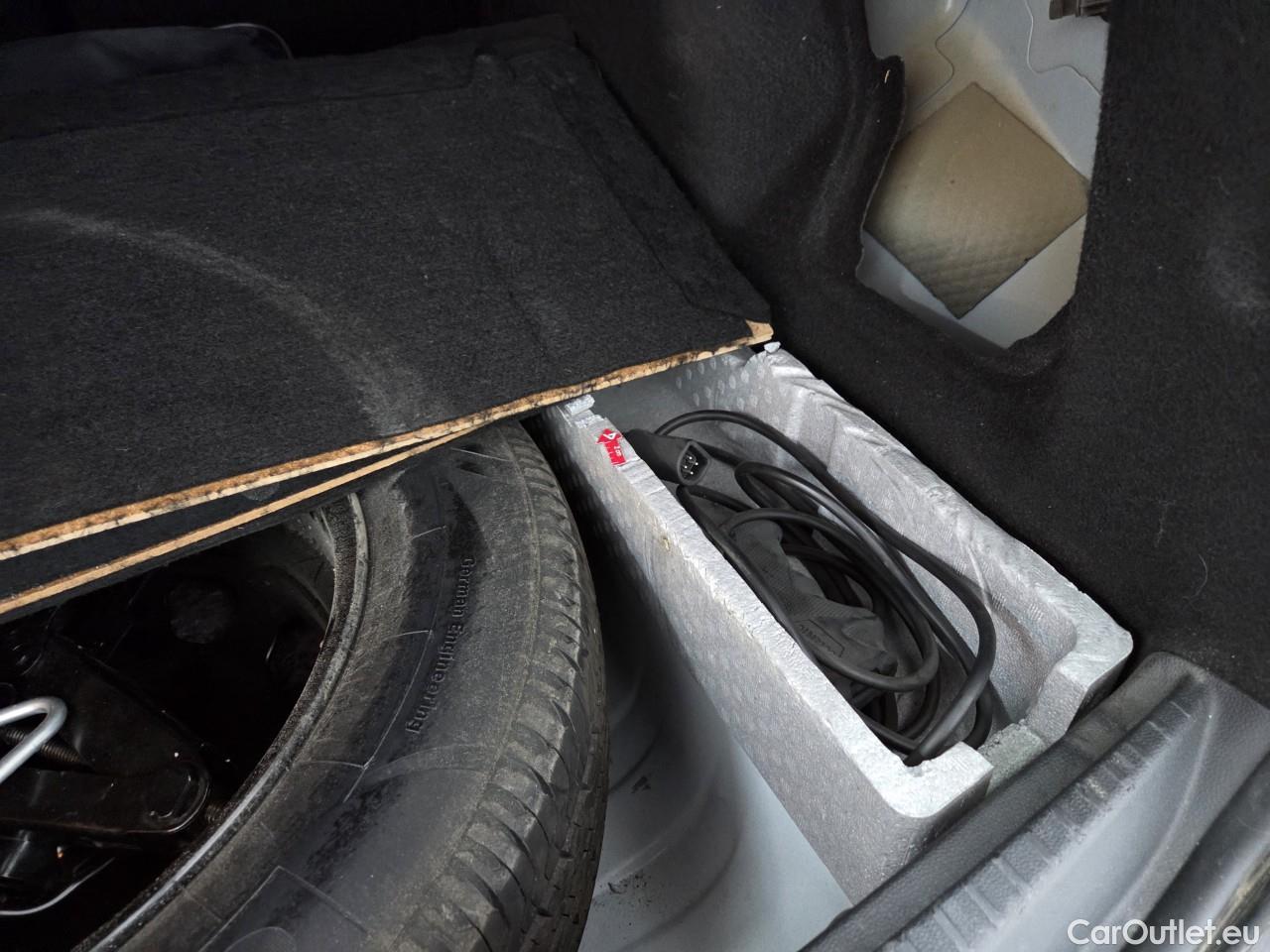  Dacia  Duster 1.5 Blue dCi 115CP Comfort 4WD #23