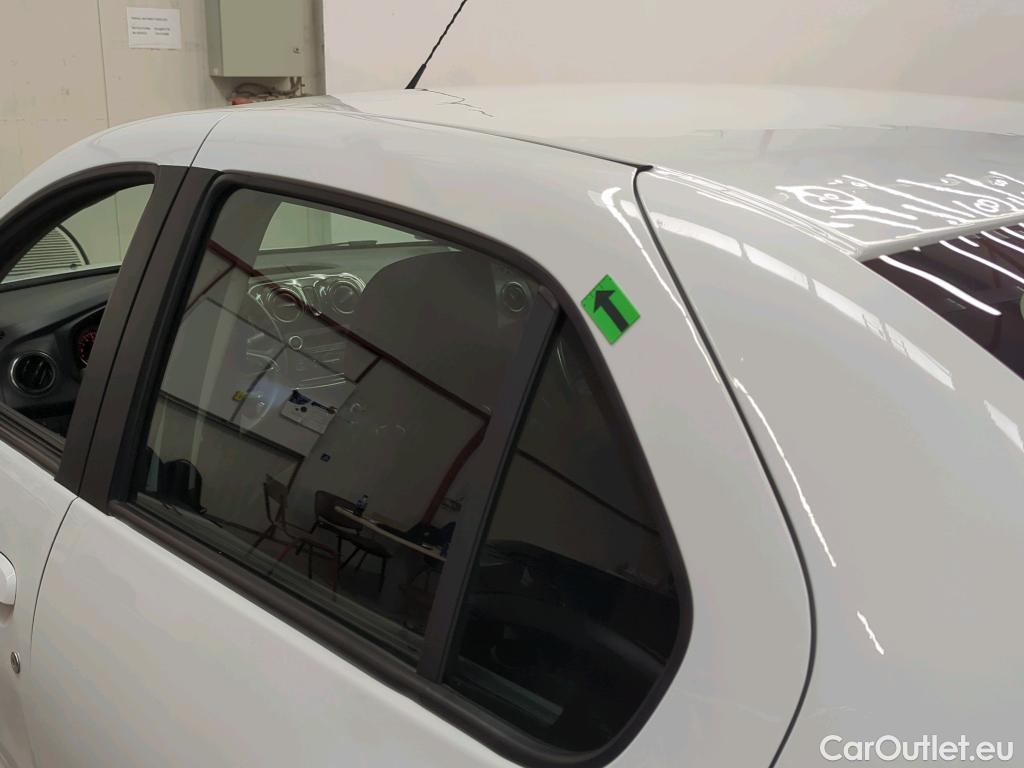  Dacia  Logan 0.9 TCe 90CP Laureate_Groupama #15