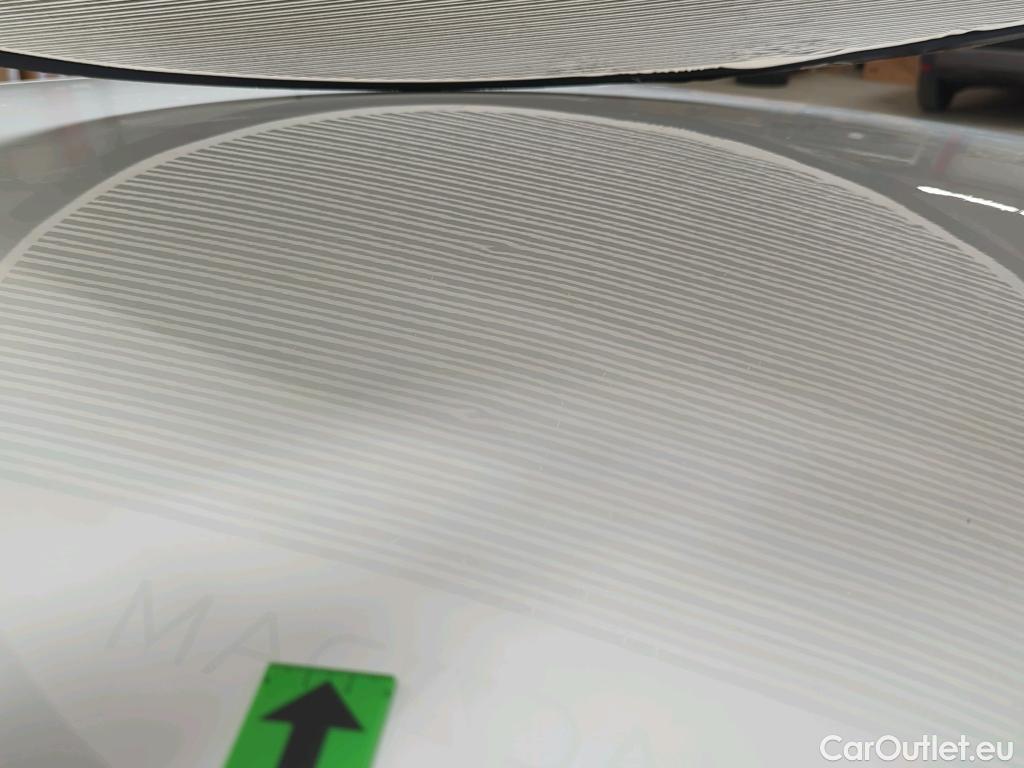  Dacia  Logan 0.9 TCe 90CP Laureate_Groupama #4