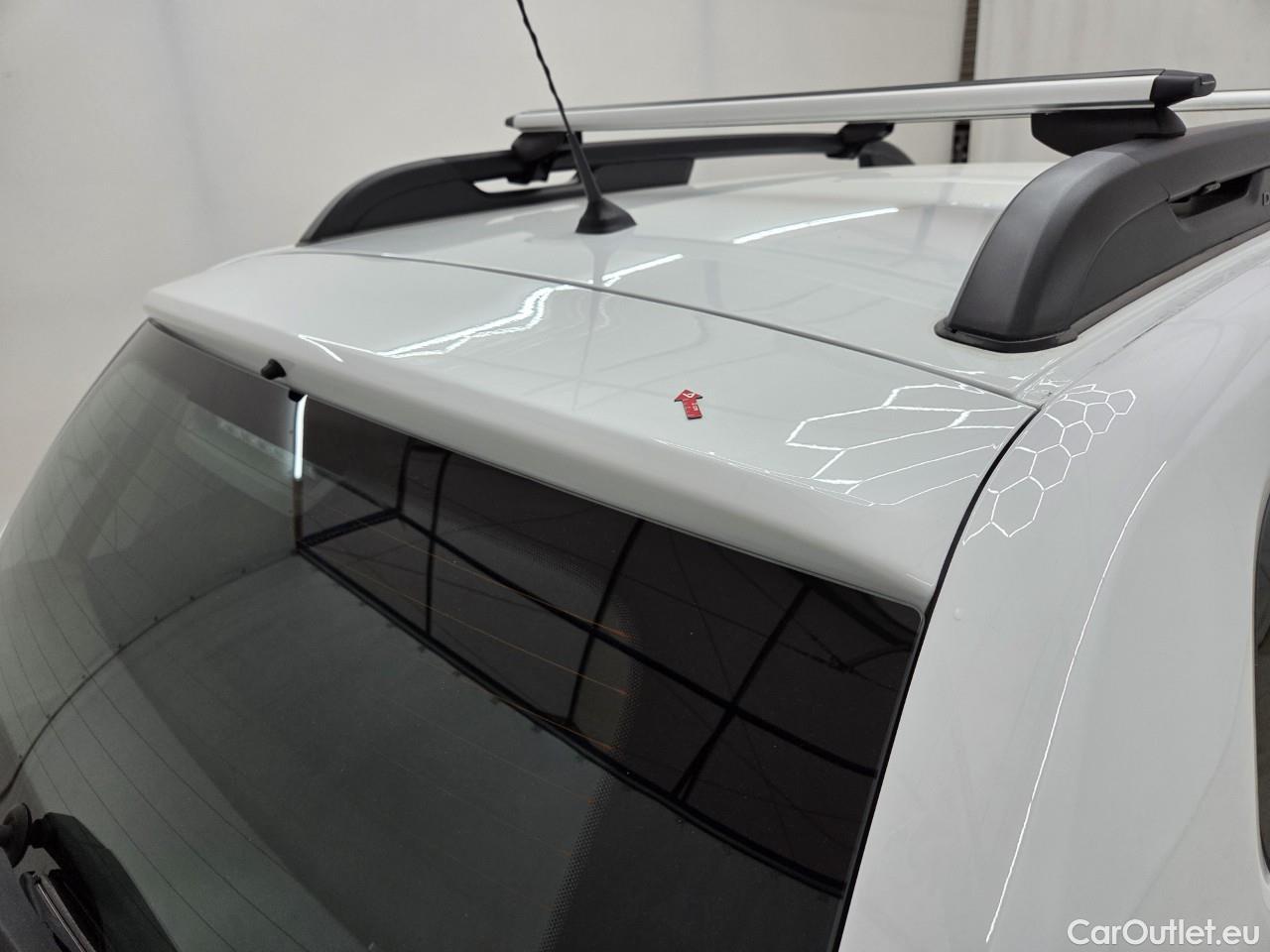  Dacia  Duster 1.5 Blue dCi 115CP Comfort 4WD #14