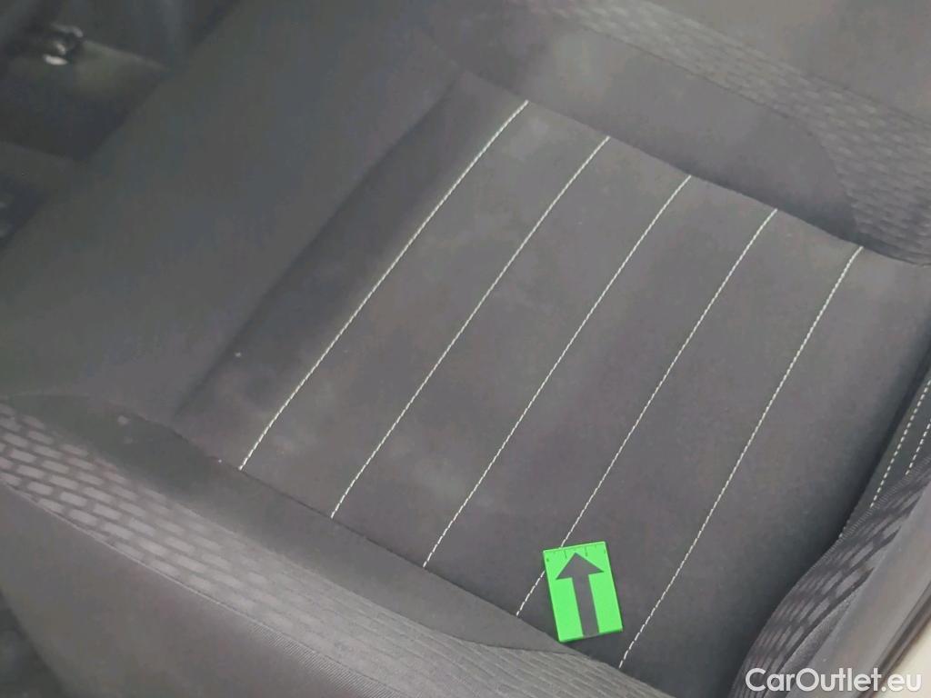  Dacia  Logan 0.9 TCe 90CP Laureate_Groupama #10