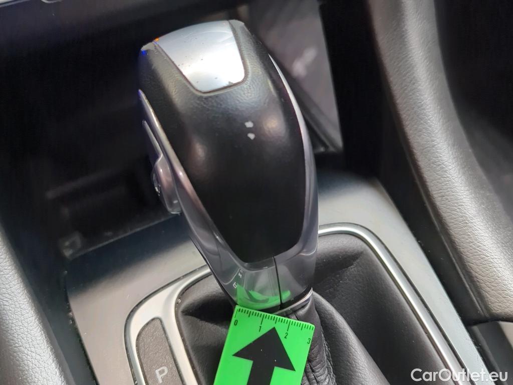  Ford  Mondeo 2.0 Hybrid Titanium ECVT #52