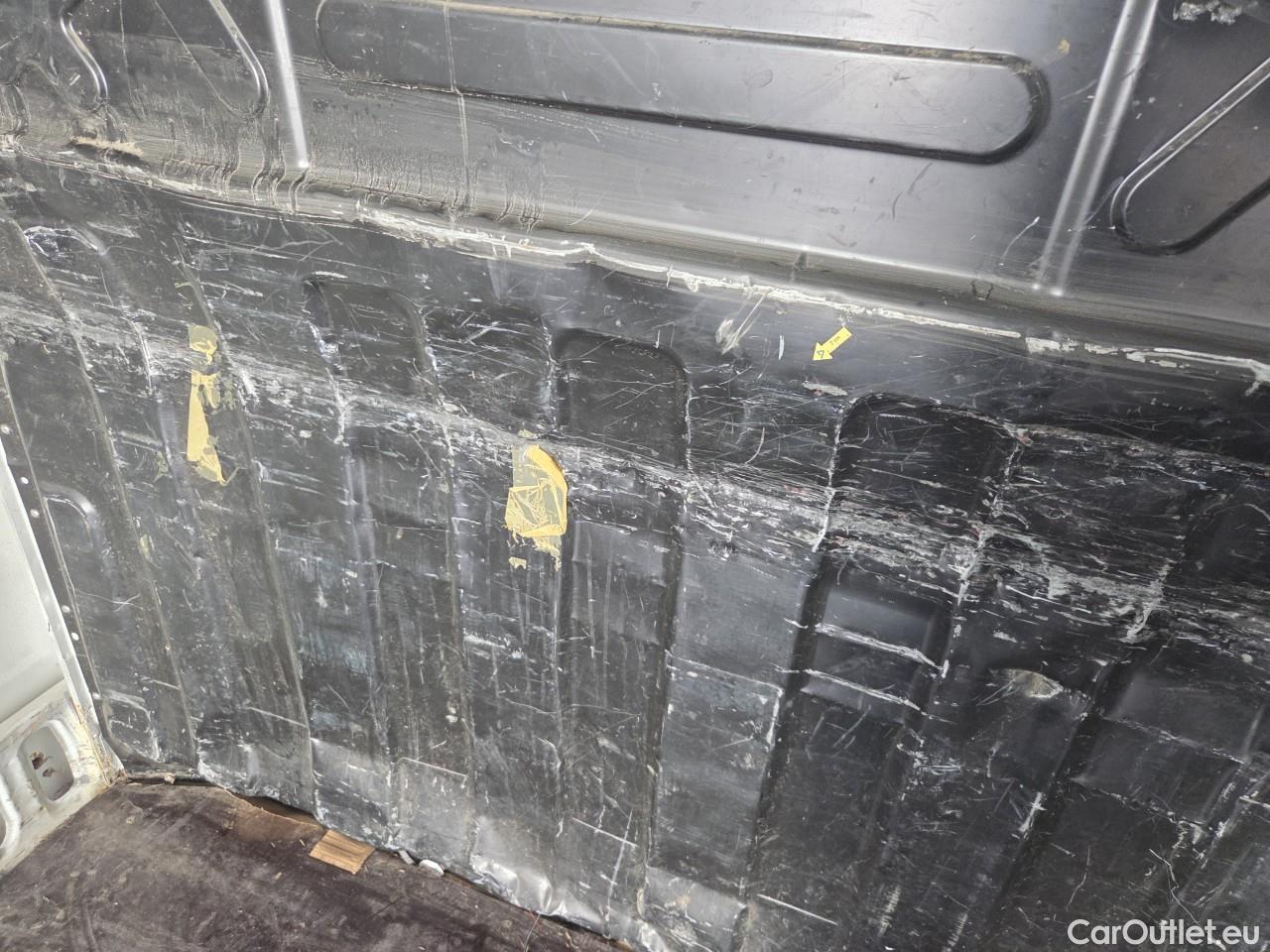  Iveco  Daily 2.3 35C14H 136HP 4x2 18mc #118