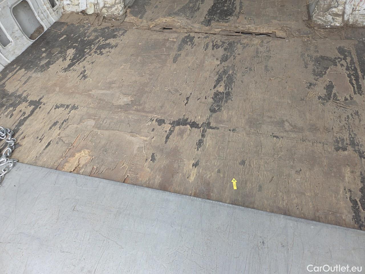  Iveco  Daily 2.3 35C14H 136HP 4x2 18mc #126