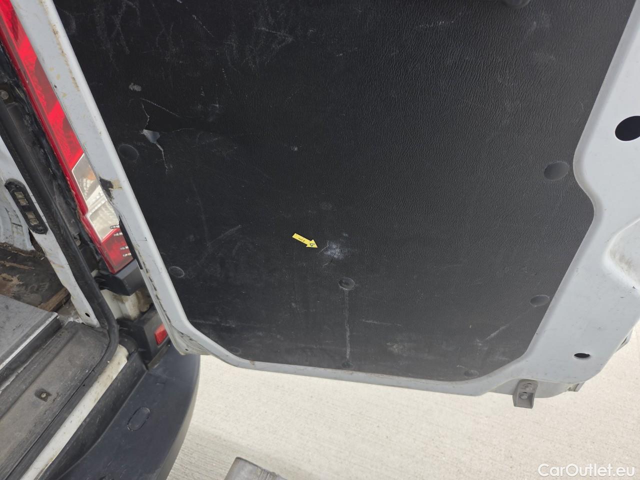  Iveco  Daily 2.3 35C14H 136HP 4x2 18mc #108