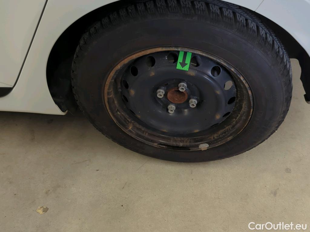  Renault  Clio 1.6 E-Tech 145CP Zen Auto #27