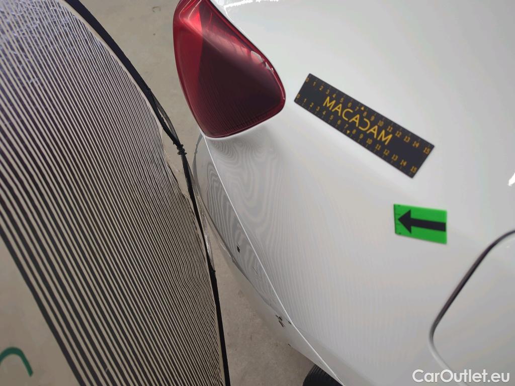  Dacia  Logan 0.9 TCe 90CP Laureate_Groupama #20