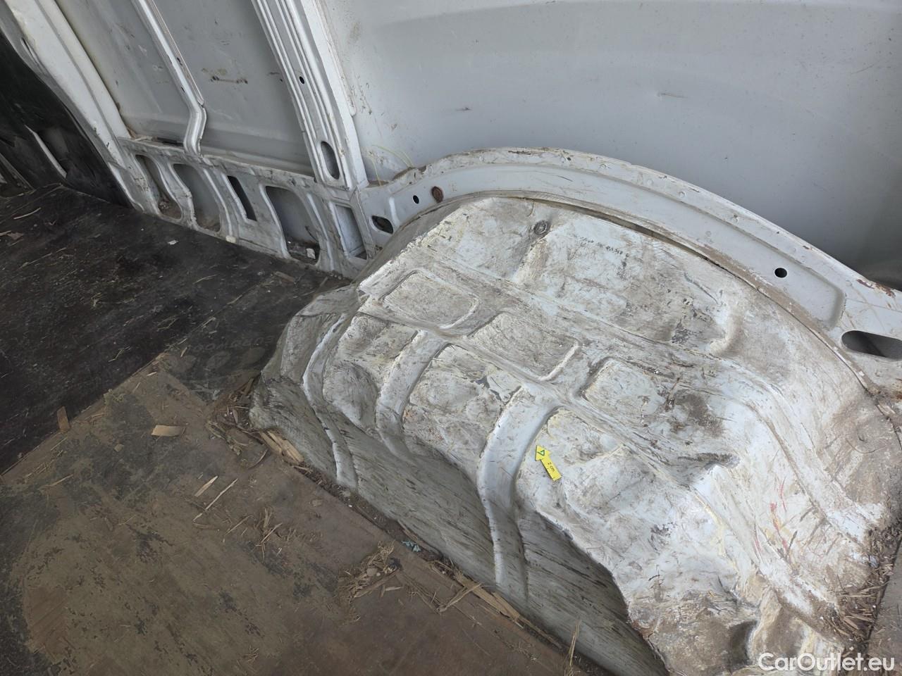  Iveco  Daily 2.3 35C14H 136HP 4x2 18mc #113