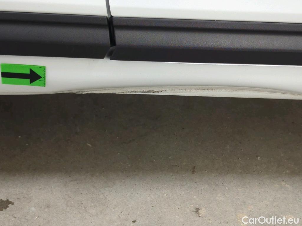  Renault  Clio 1.6 E-Tech 145CP Zen Auto #16