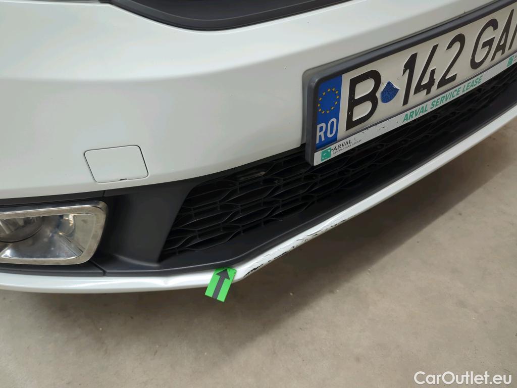  Dacia  Logan 0.9 TCe 90CP Laureate_Groupama #27