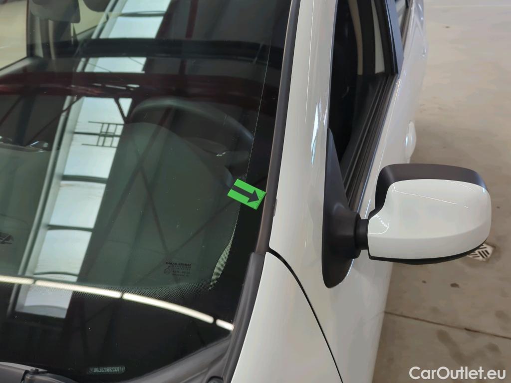  Dacia  Logan 0.9 TCe 90CP Laureate_Groupama #21