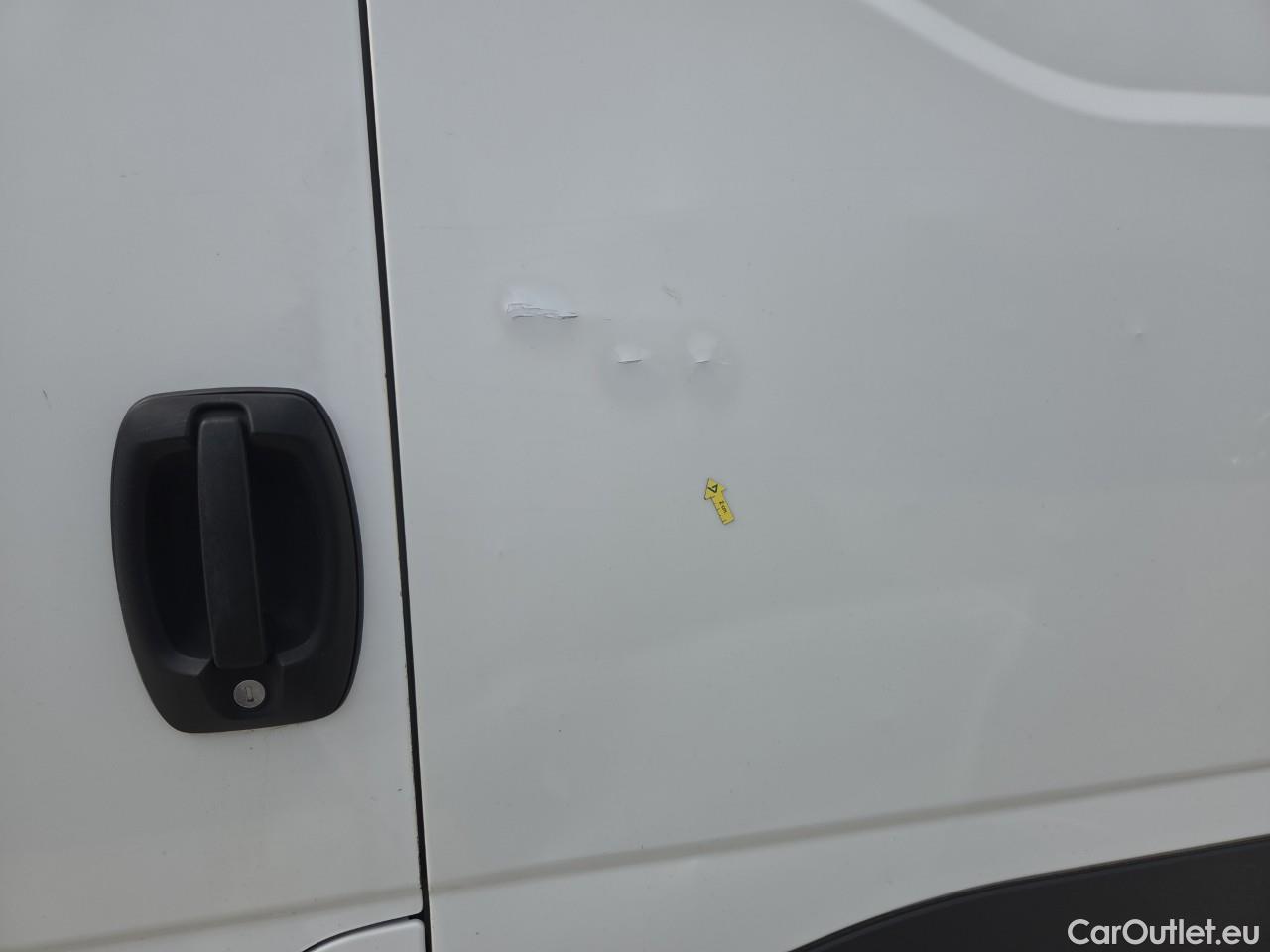  Iveco  Daily 2.3 35C14H 136HP 4x2 18mc #96