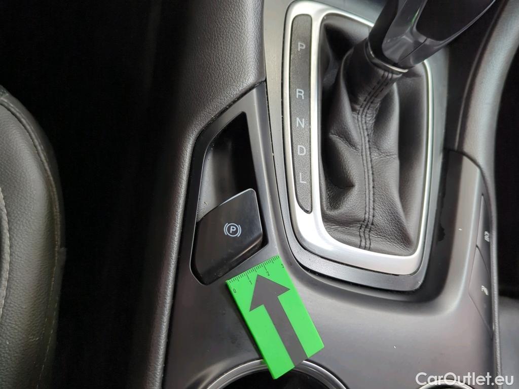  Ford  Mondeo 2.0 Hybrid Titanium ECVT #47