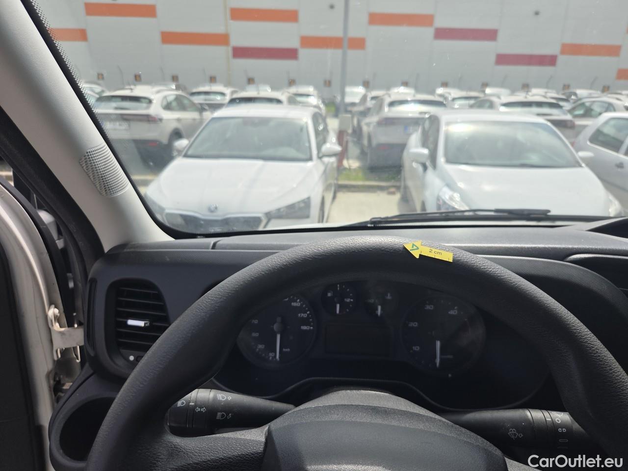  Iveco  Daily 2.3 35C14H 136HP 4x2 18mc #104