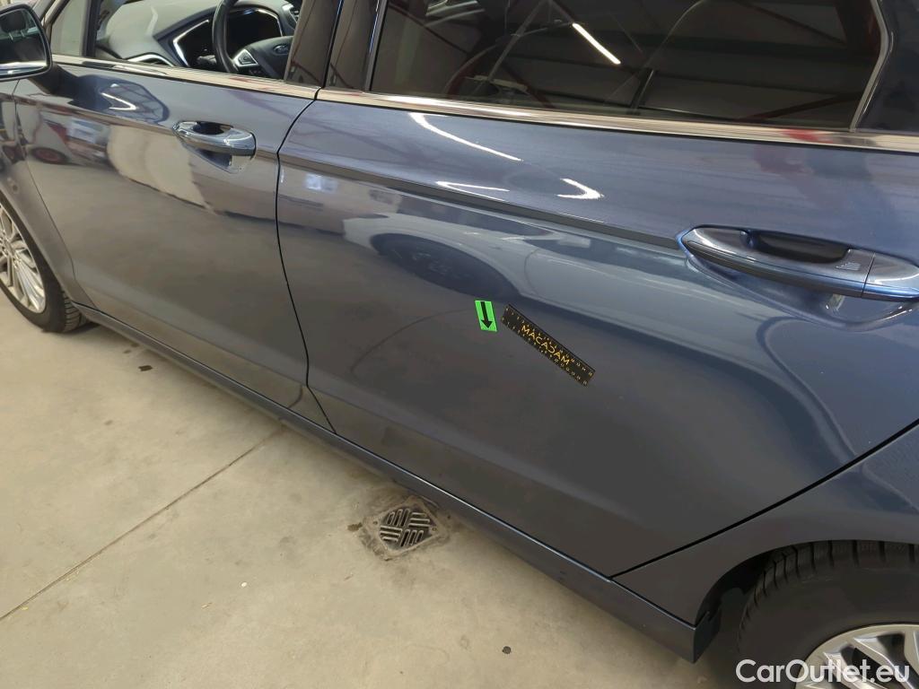  Ford  Mondeo 2.0 Hybrid Titanium ECVT #40