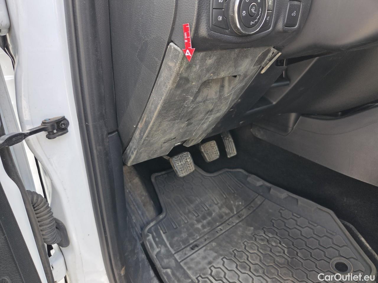  Ford  Ranger 2.0 EcoBlue 170CP Double Cab XLT 4WD #40