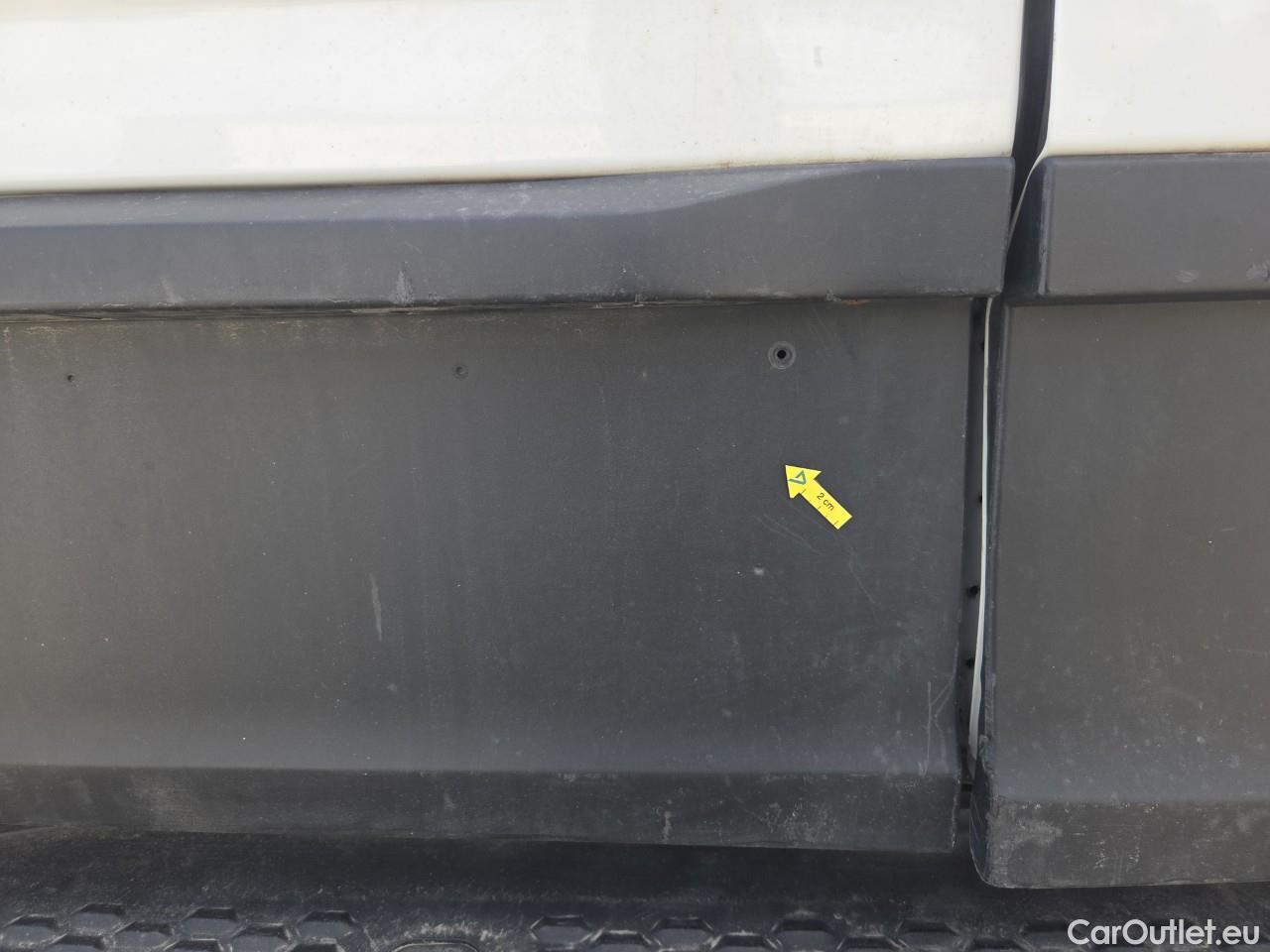  Iveco  Daily 2.3 35C14H 136HP 4x2 18mc #84