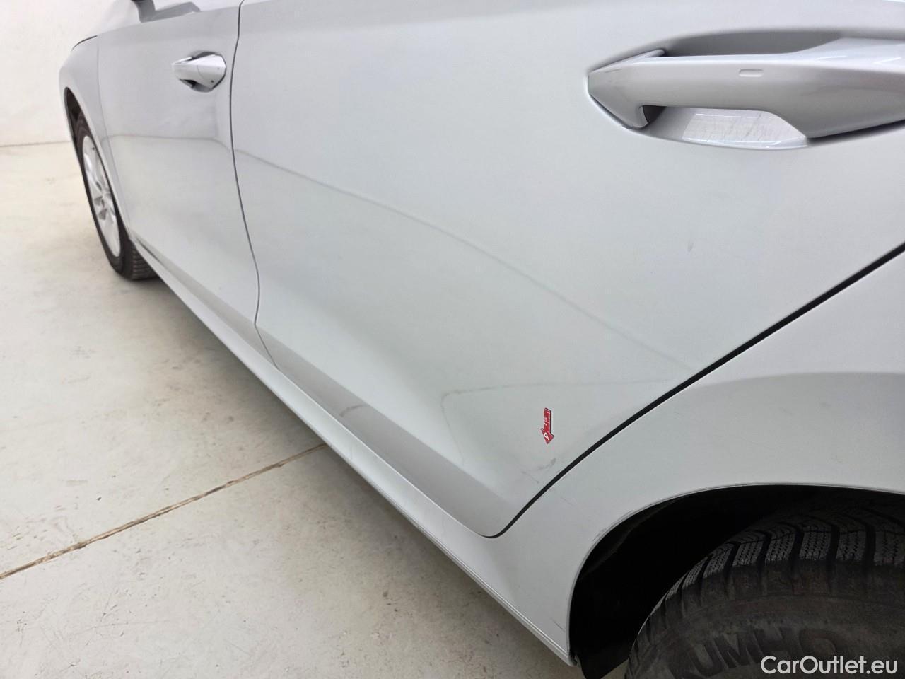  Skoda  Octavia 2.0 TDI 115CP Ambition DSG #53