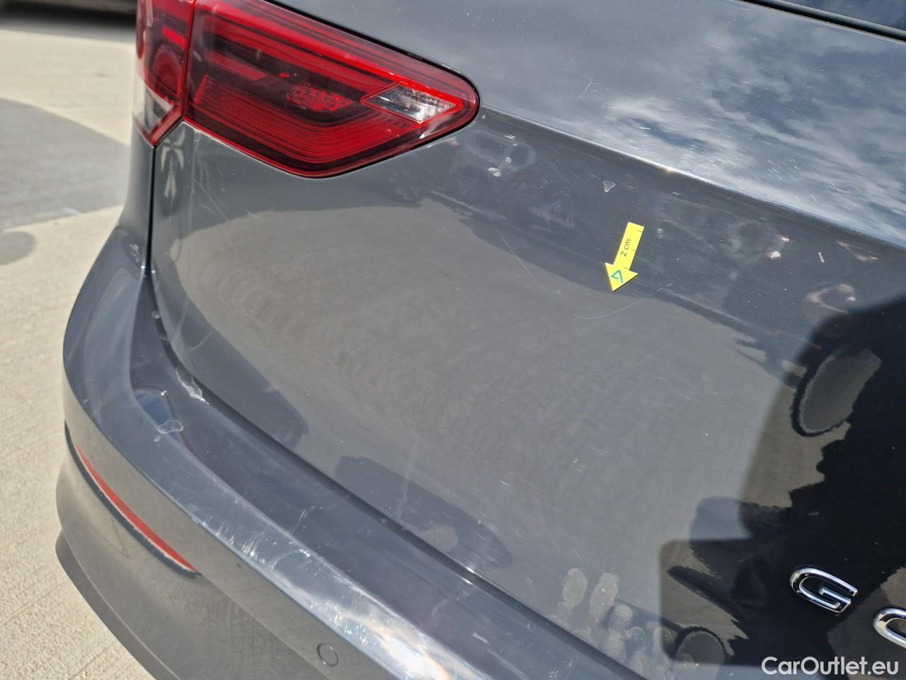  Volkswagen  Golf  Life 1.0 TSI #37